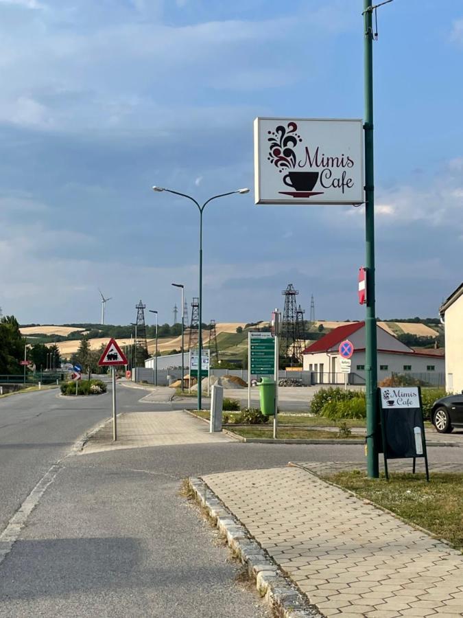 Villa Tiny House Neusiedl an der Zaya Exterior foto